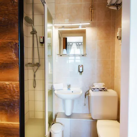Hotel Victor Hugo 2*